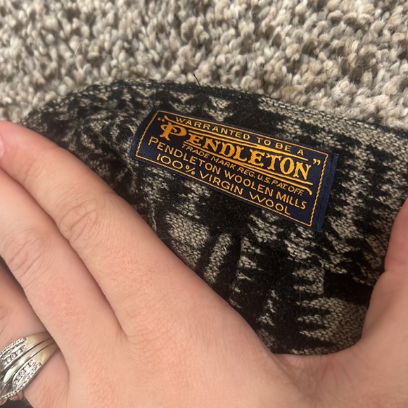 Pendleton skirt - Picture 3 of 4